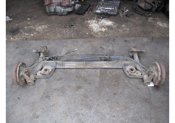 балка задня Renault Clio II, Symbol II, 7701473856, 7701472469
